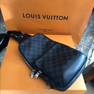 Louis Vuitton Avenue Sling Bag